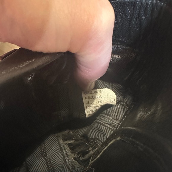 Coach Buckle Mid Calf Boots Black pebbled Leather Size 8B Alexandra Chunky Heel - Picture 12 of 12